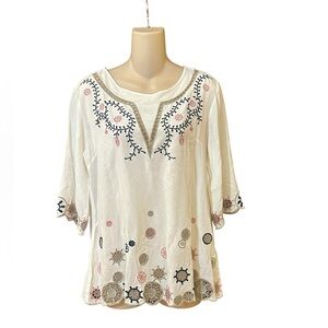 Solitaire by Ravi Khosla Boho‎ Peasant Top Floral Crochet Embroidered